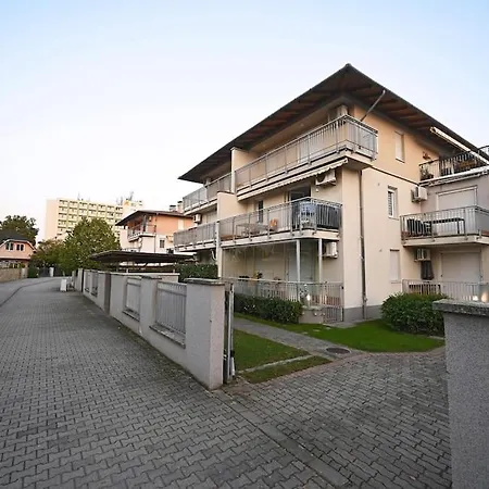 Panorámás A Balatonnál,
