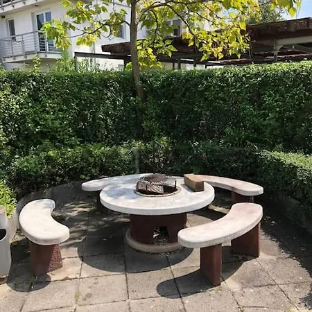 Apartament Panoramas Lakas A Balatonnal,
